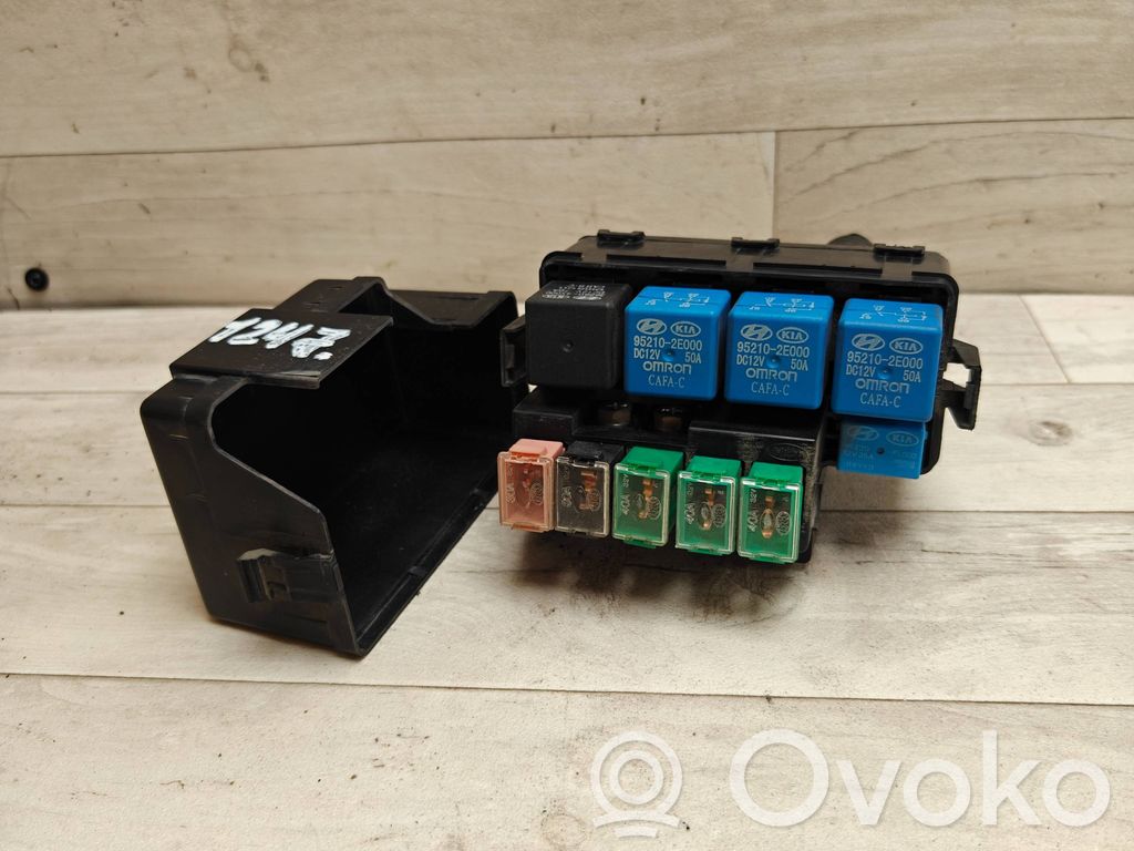Hyundai Tucson JM Fuse module 