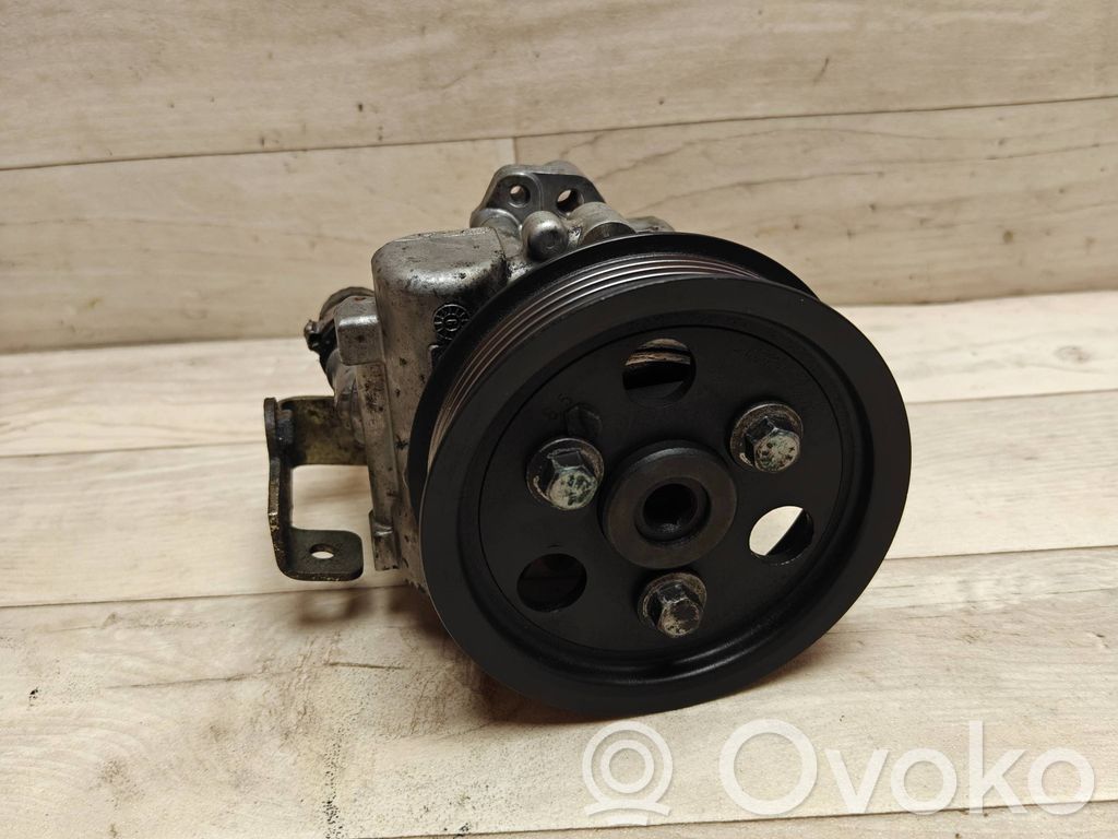 Citroen C5 Ohjaustehostimen pumppu 