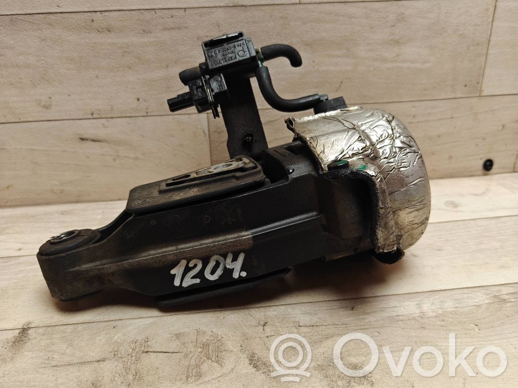 Citroen C5 Engine mount bracket 