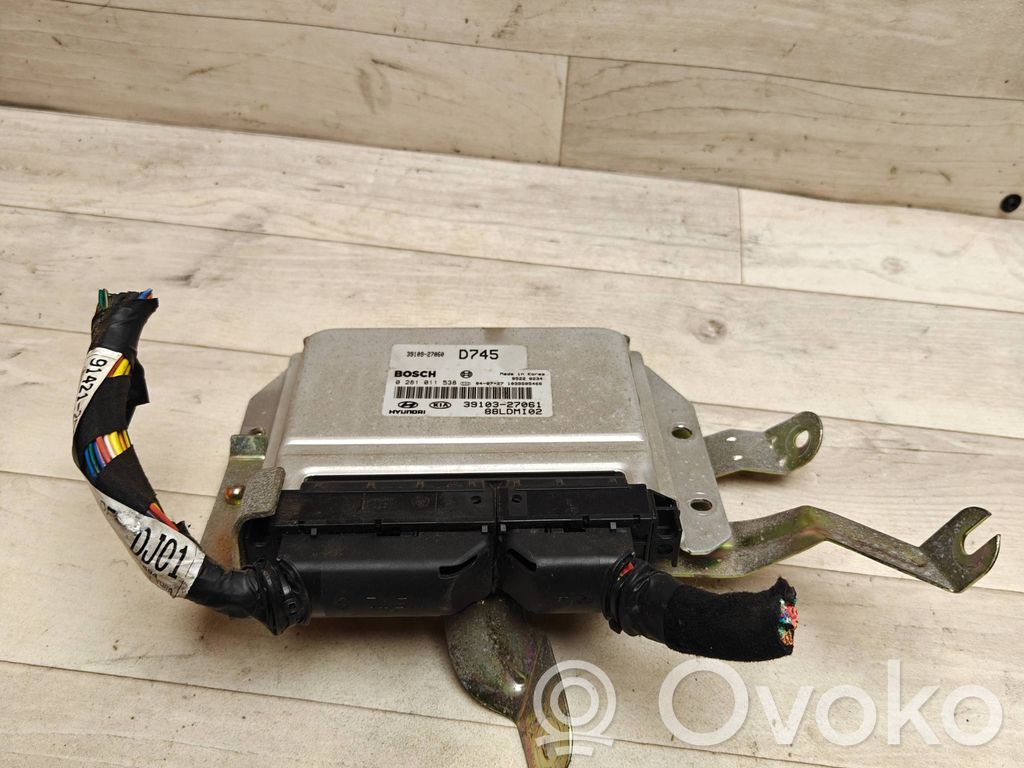 KIA Cerato Engine control unit/module 