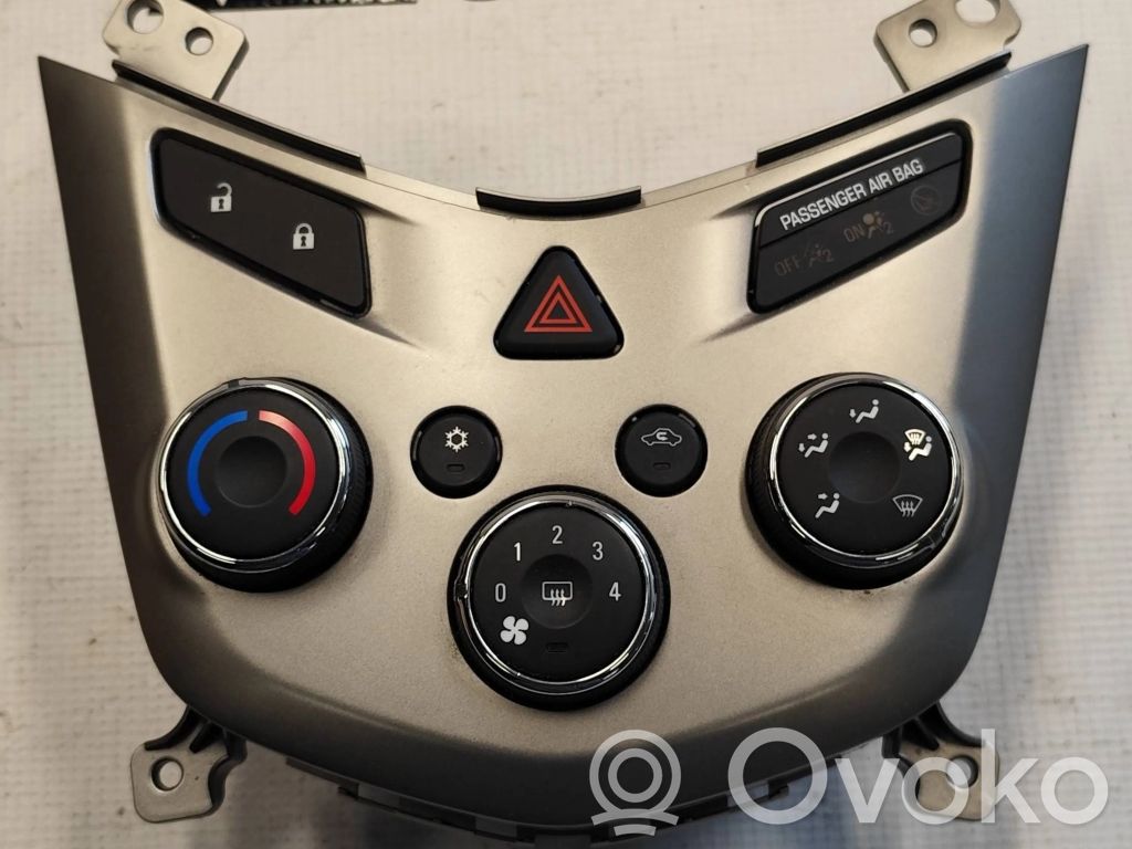 Chevrolet Aveo Air circulation switch 
