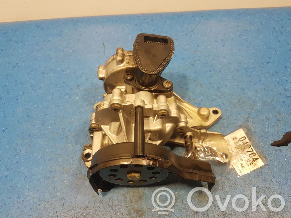 Opel Astra J Bomba de aceite 