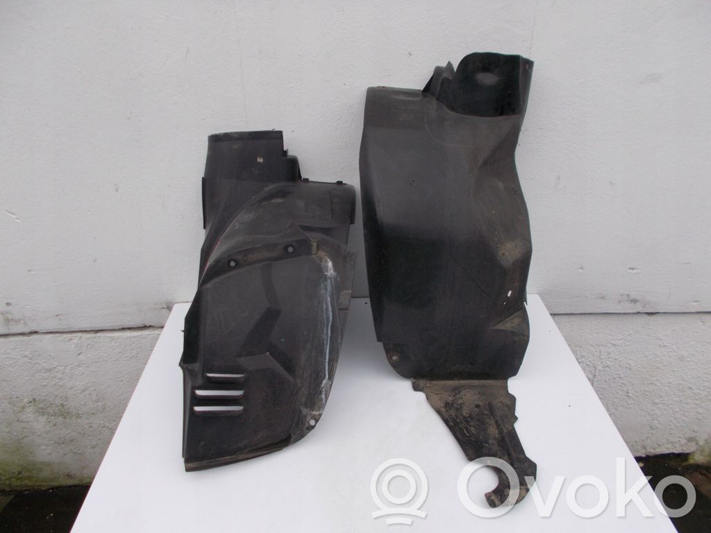 Mercedes-Benz A W168 Revestimientos de la aleta antisalpicaduras delanteros 