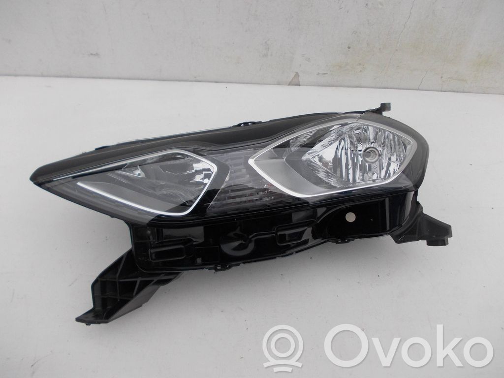 DS Automobiles 3 Crossback Lampa przednia 