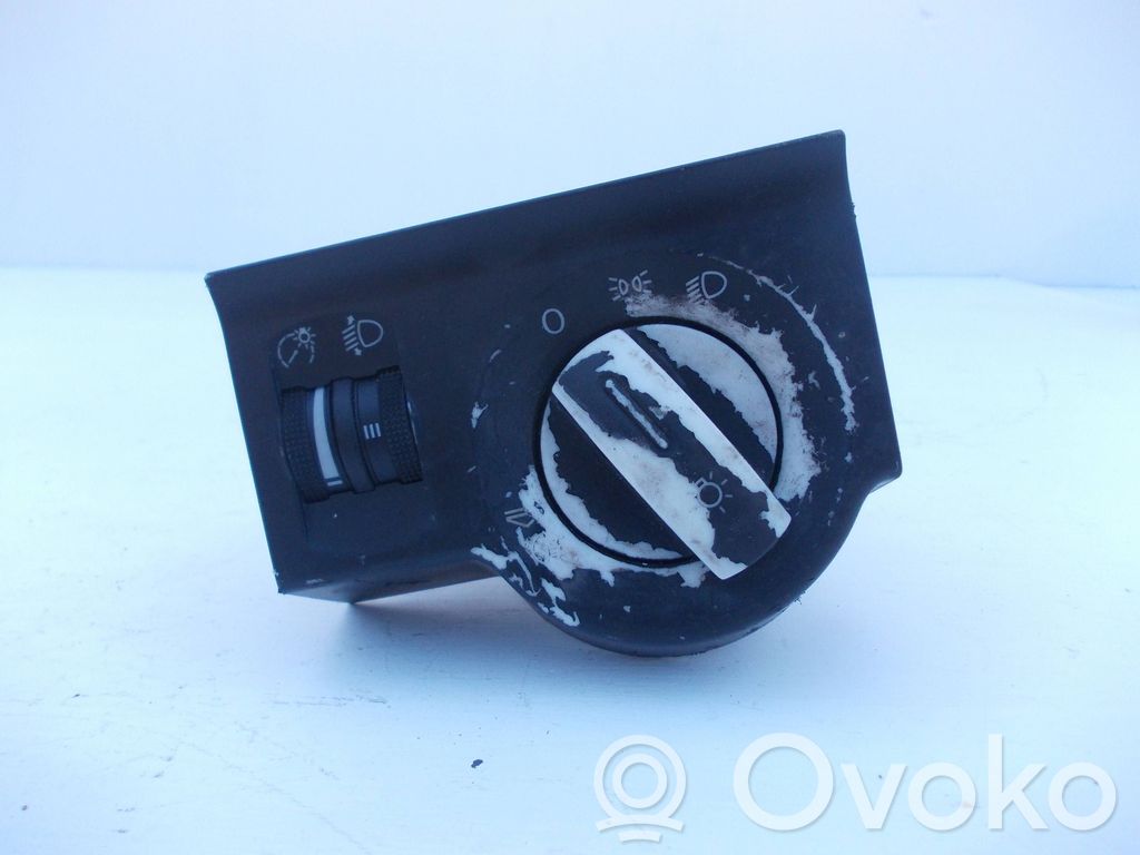 Audi A2 Light switch 