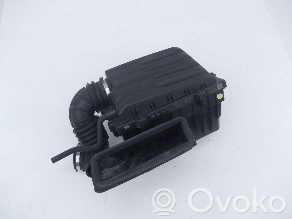 Volkswagen Polo VI Cutie filtru aer 