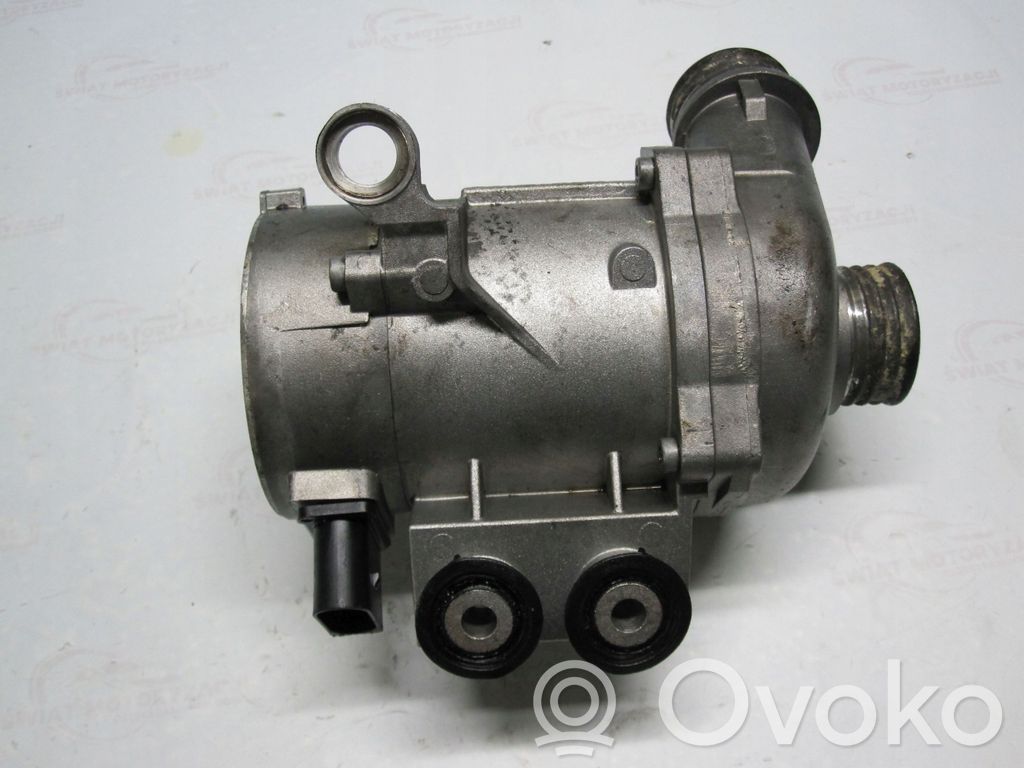 BMW 5 E60 E61 Water pump 