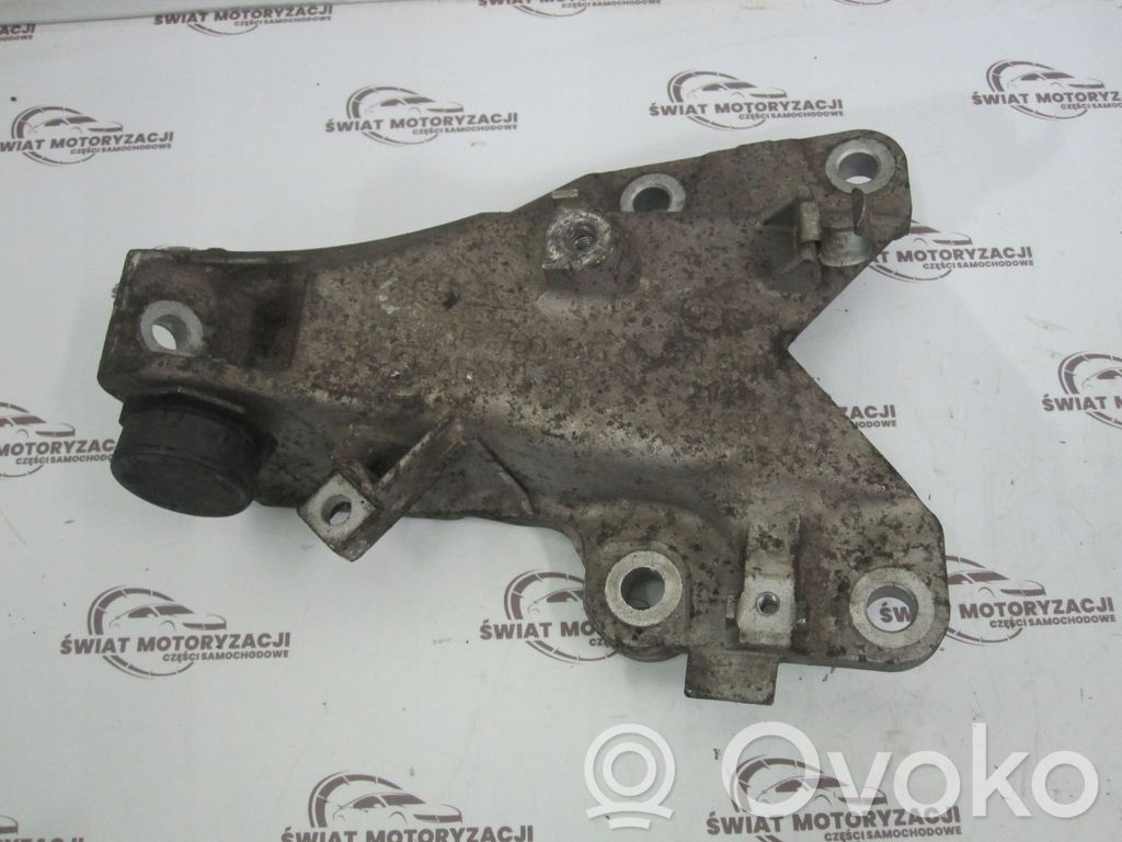 BMW 3 E92 E93 Engine mounting bracket 
