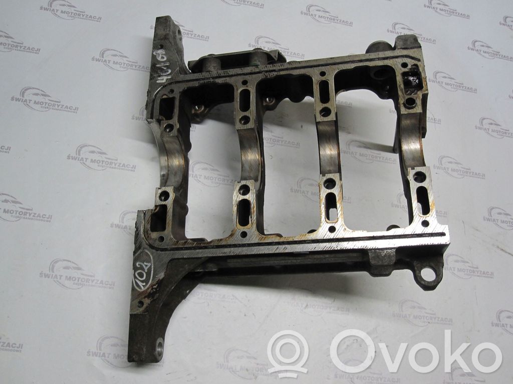 Opel Corsa D Priekinis pusašis 
