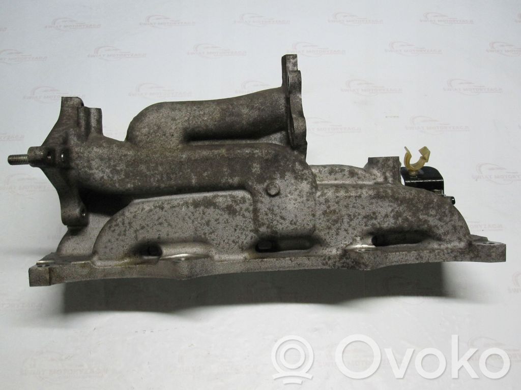Honda CR-V Intake manifold 