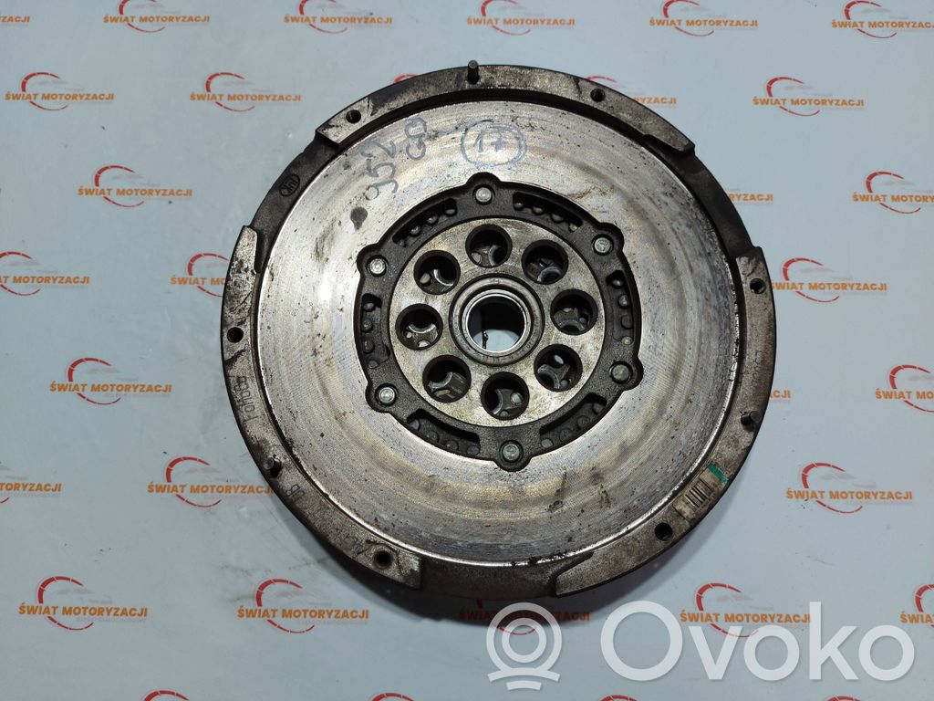 Volante bimasa   4C116477DB