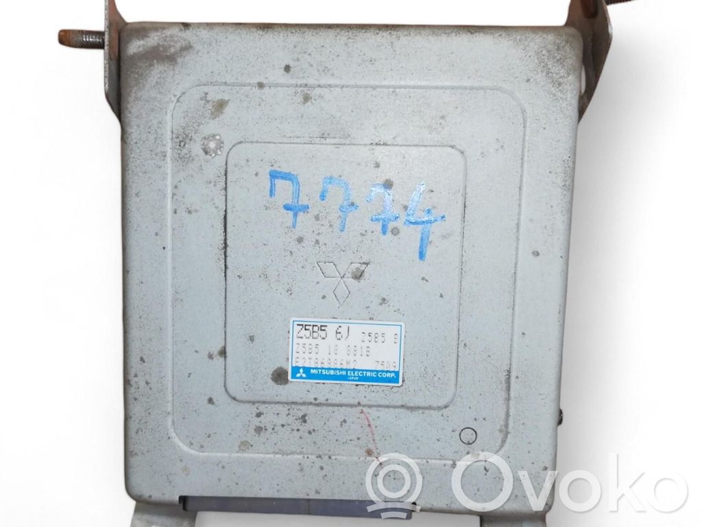 Moottorin ohjainlaite/moduuli   E2T86886M2,E2T86886M2