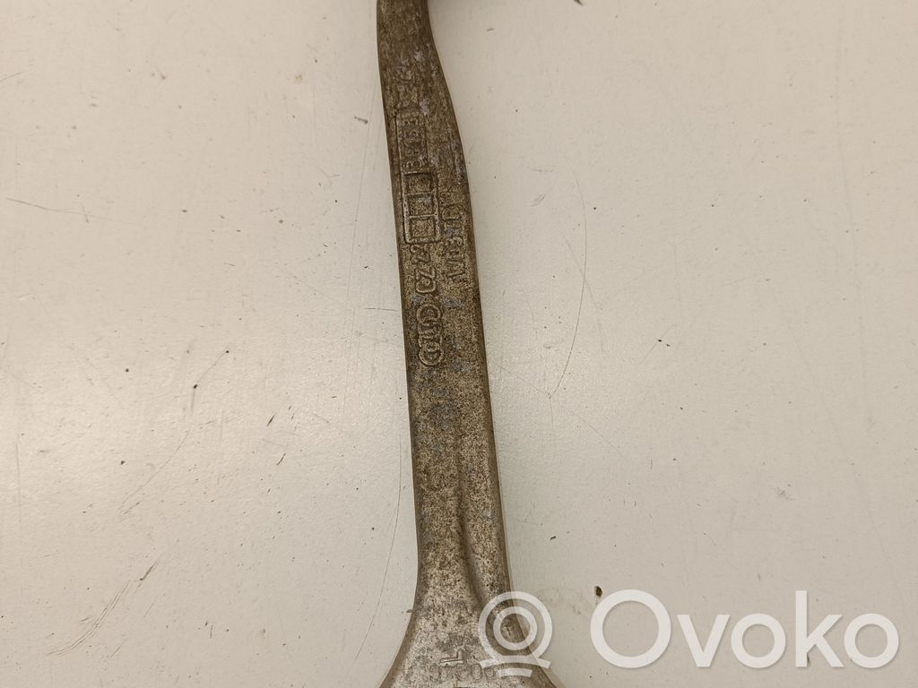 Etutukivarsi   7H0407509D