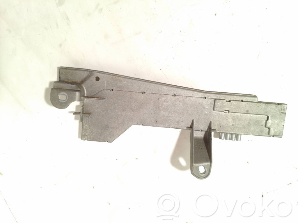 Mercedes-Benz E W211 Antenos stiprintuvas 