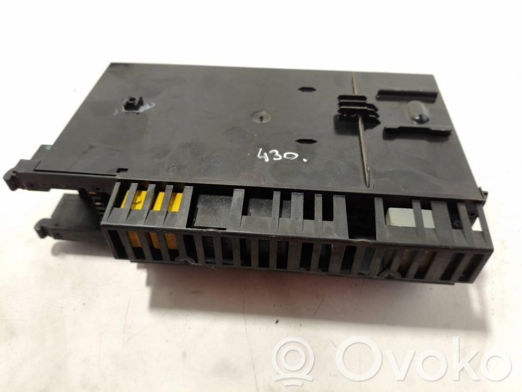 Mercedes-Benz E W211 Fuse module 