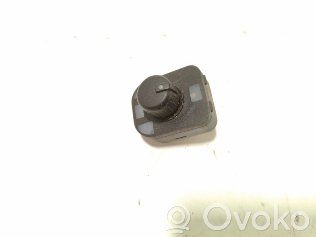 Audi A6 S6 C6 4F Wing mirror switch 