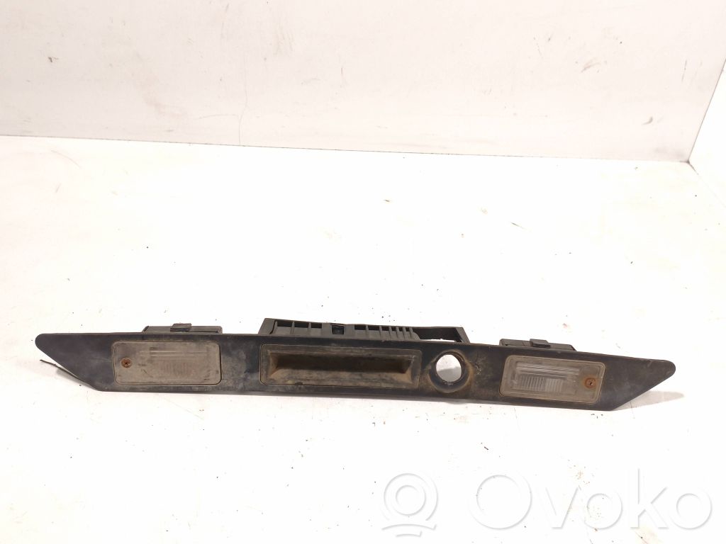 Audi A6 S6 C6 4F Éclairage de plaque d'immatriculation 