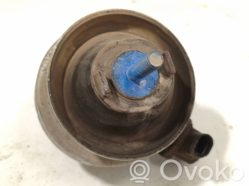 Engine mount bracket   4F0199382H