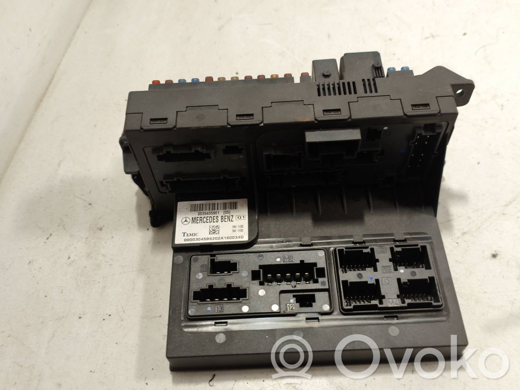 Mercedes-Benz E W211 Módulo de fusible 