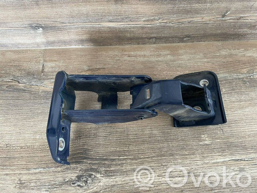 Peugeot Expert Aizmugurē apakšējā vira (eņģe) 