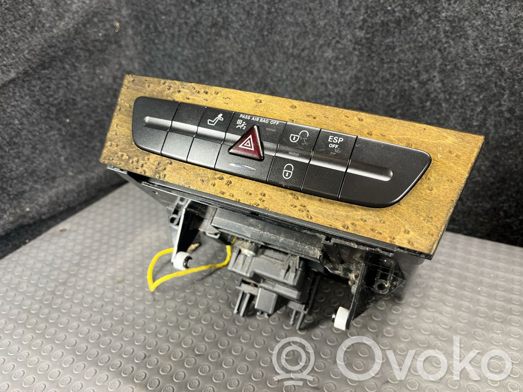 Mercedes-Benz E W211 Cambiador de CD/DVD 