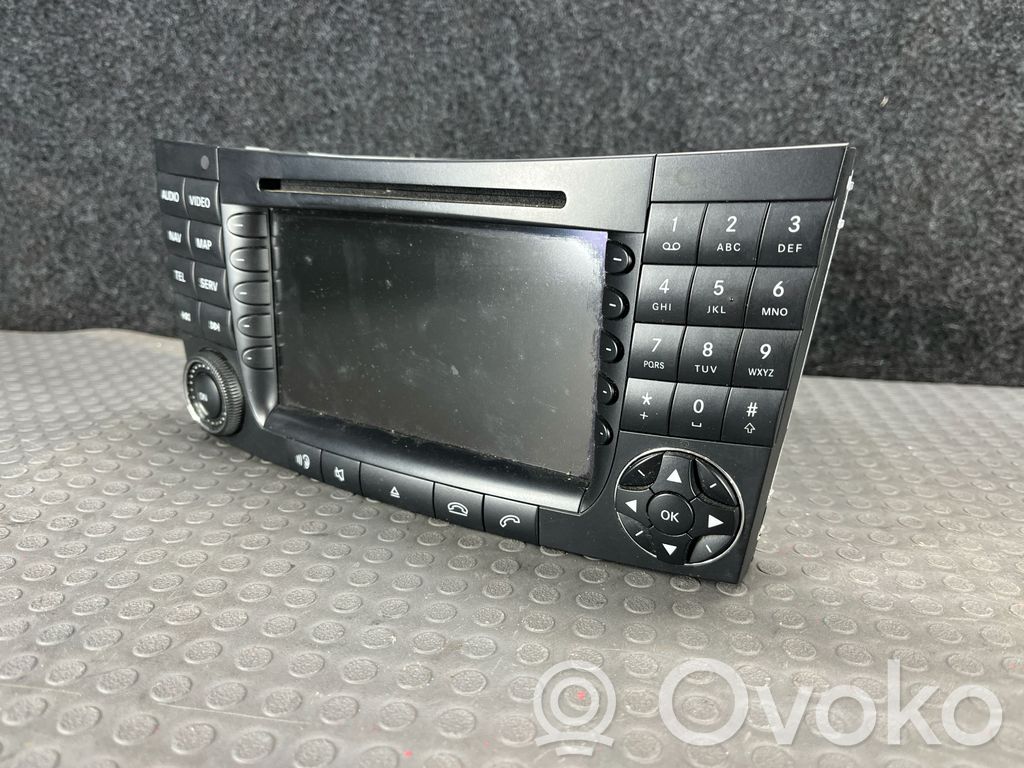 Mercedes-Benz E W211 Radio/CD/DVD/GPS head unit 