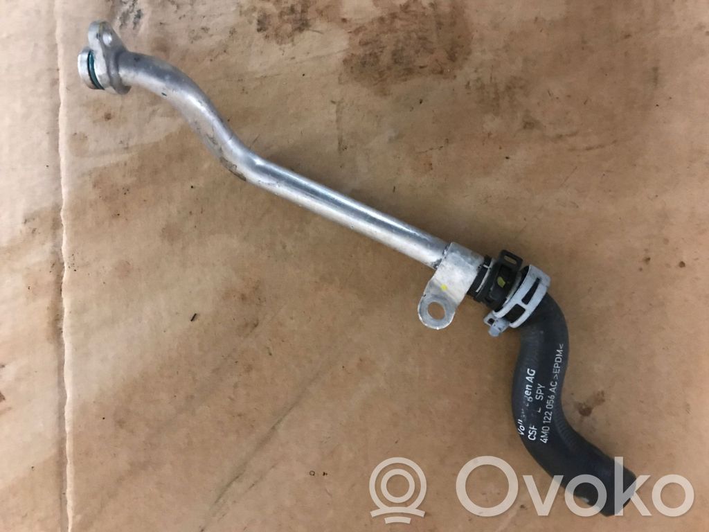 Audi Q8 Moottorin vesijäähdytyksen putki/letku 