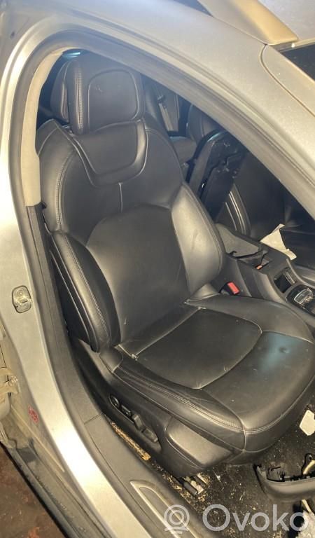 Citroen C5 Etumatkustajan istuin 