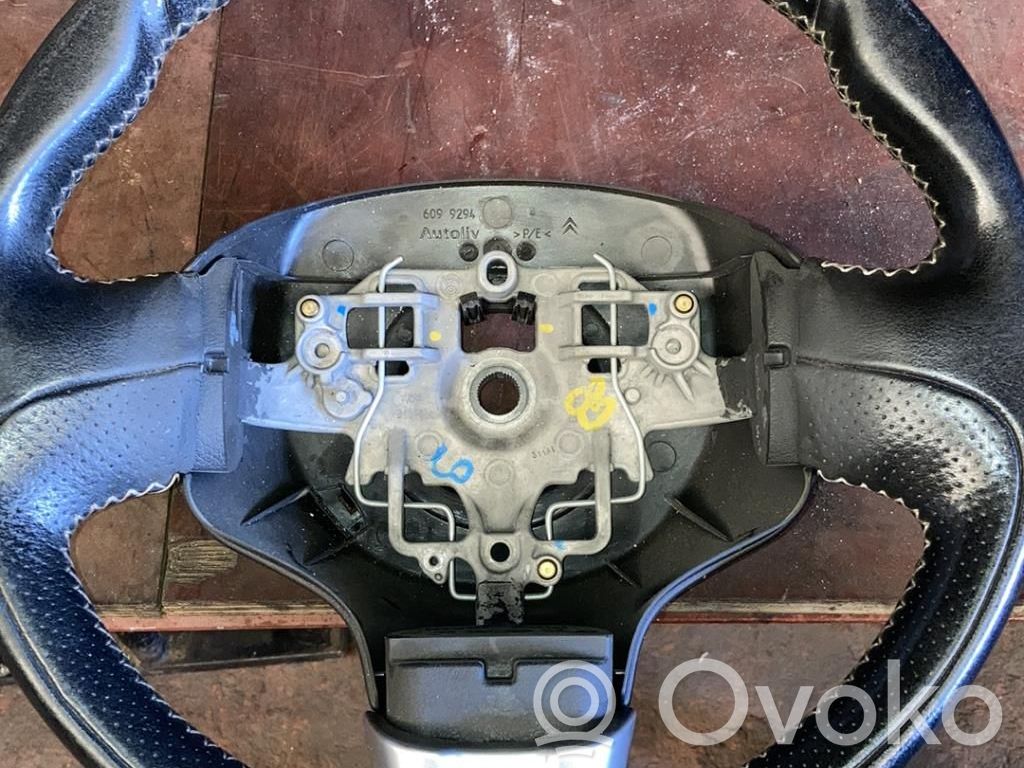 Citroen C3 Picasso Ohjauspyörä 