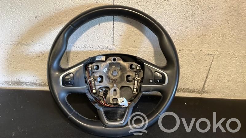 Renault Clio IV Stūre 