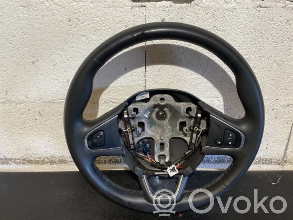 Renault Clio IV Stūre 