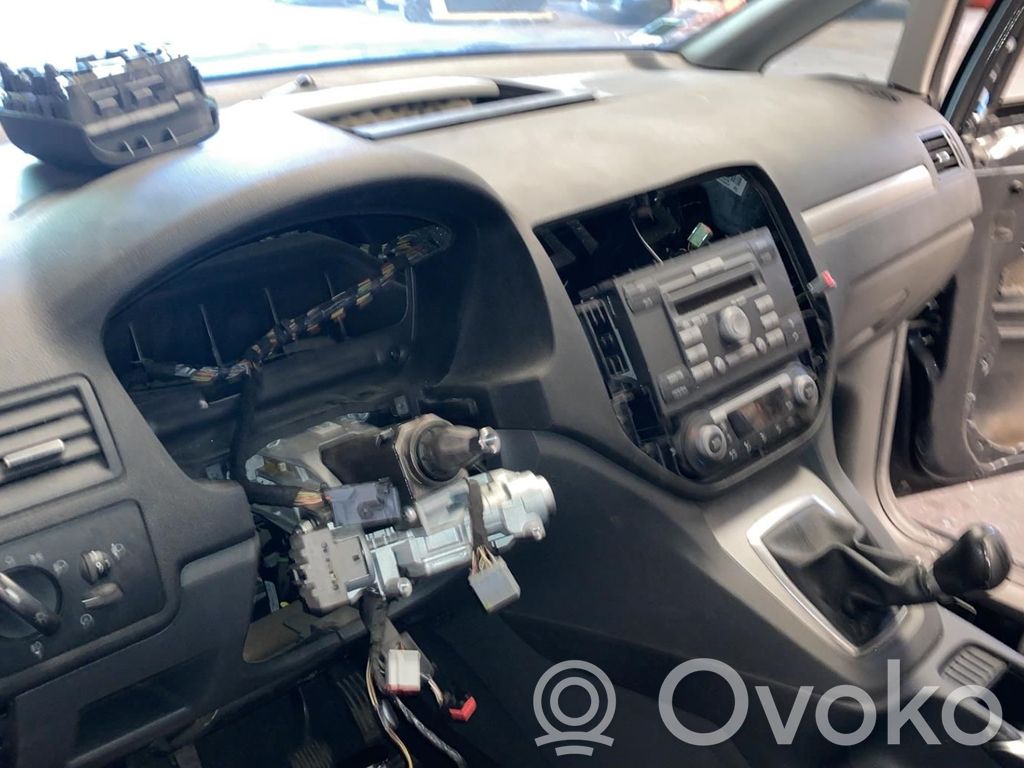 Ford C-MAX I Dashboard 
