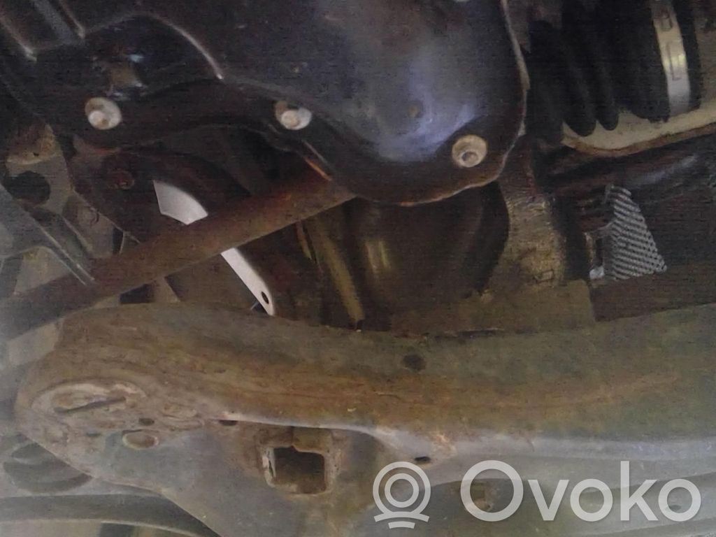 Nissan Micra Półoś przednia 