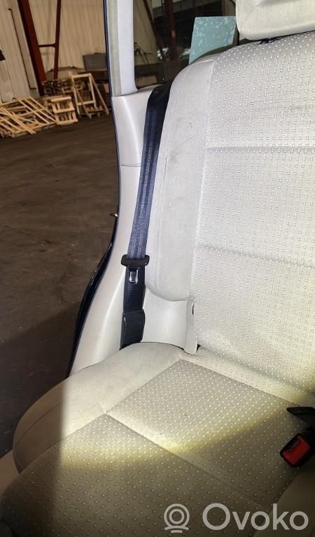 Audi A2 Cinturón trasero 