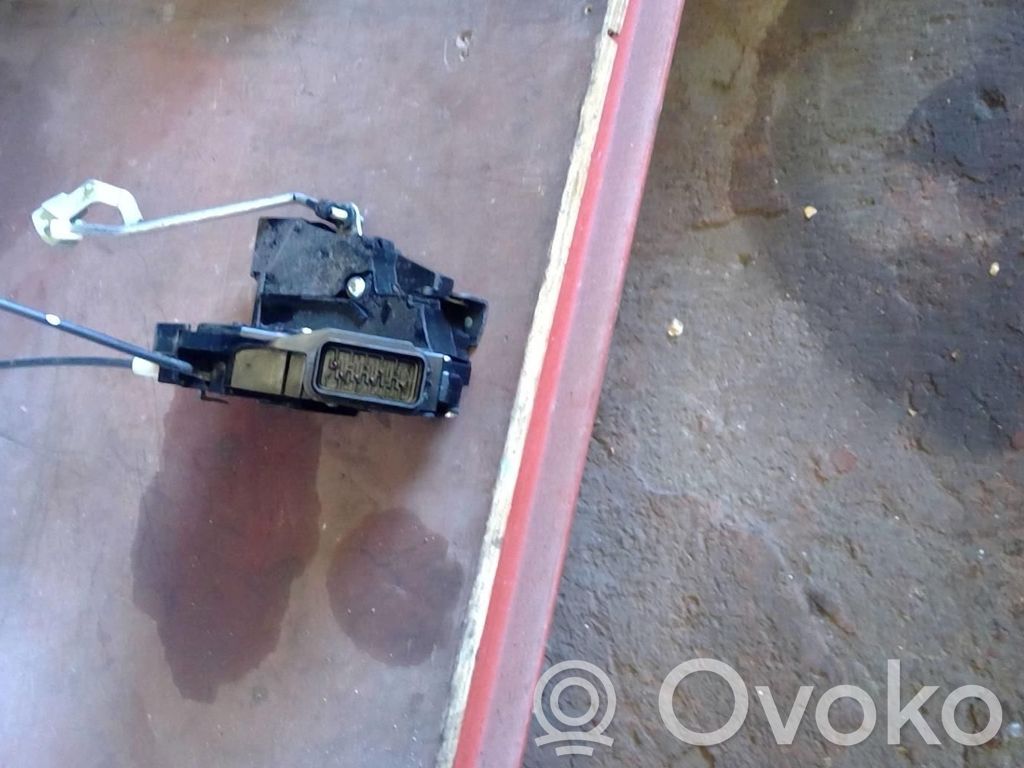 Mazda 3 I Rear door lock 