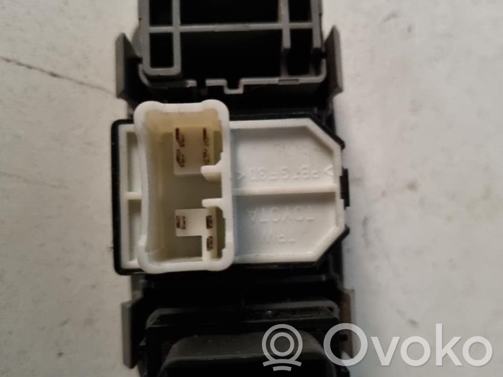 Toyota Yaris Wing mirror switch 