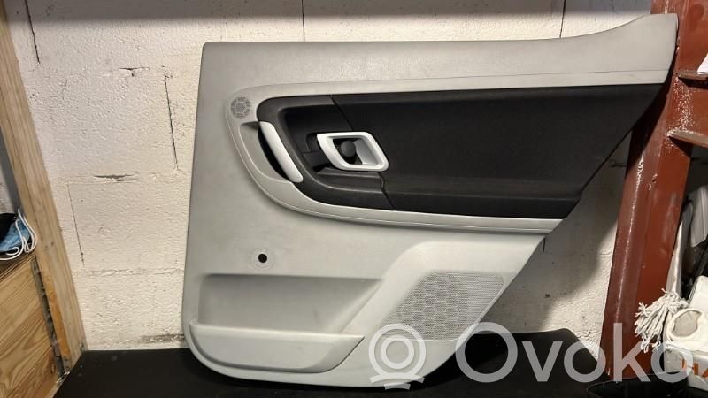 Skoda Fabia Mk2 (5J) Moldura del tarjetero de la puerta trasera 