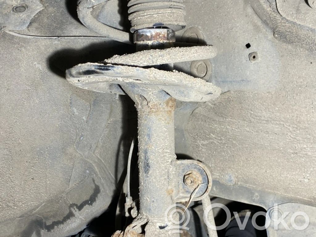 Toyota RAV 4 (XA30) Amortyzator osi przedniej ze sprężyną 
