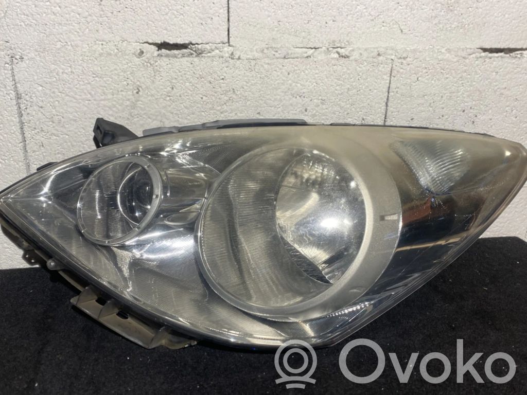 Nissan Note (E11) Headlight/headlamp 