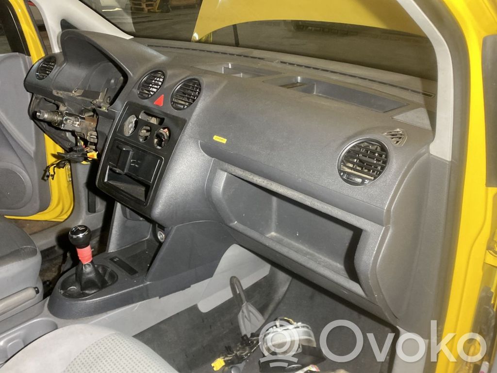 Volkswagen Caddy Panelė 