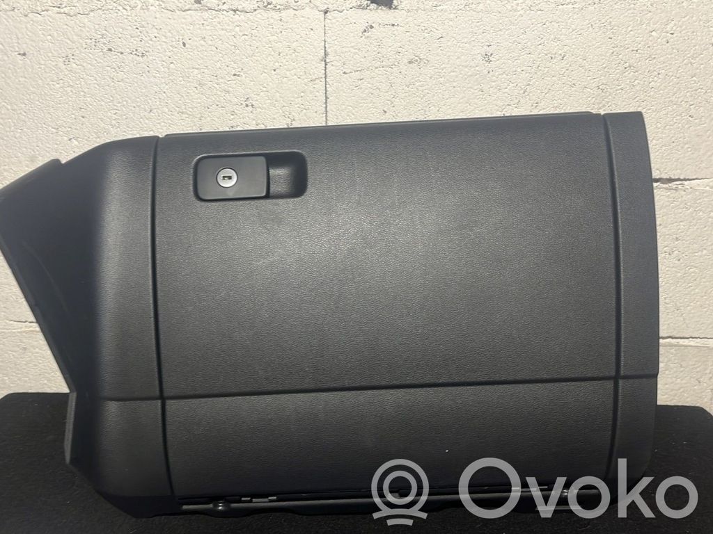 Volkswagen Golf VII Schowek deski rozdzielczej / Komplet 