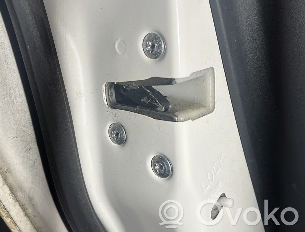 Peugeot iOn Galinių durų spyna 