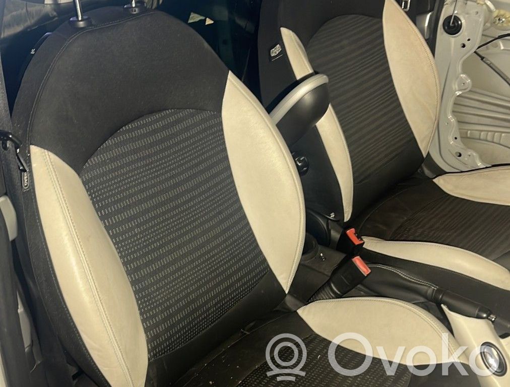 Mini One - Cooper R56 Etumatkustajan istuin 