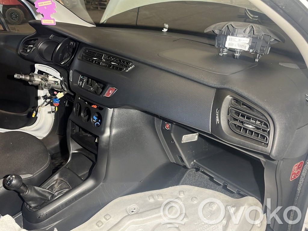 Citroen C3 Kojelauta 
