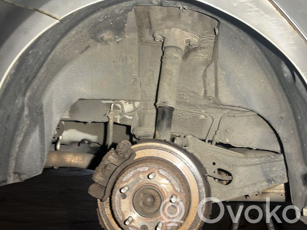 KIA Ceed Aizmugurējais apakšspārns 