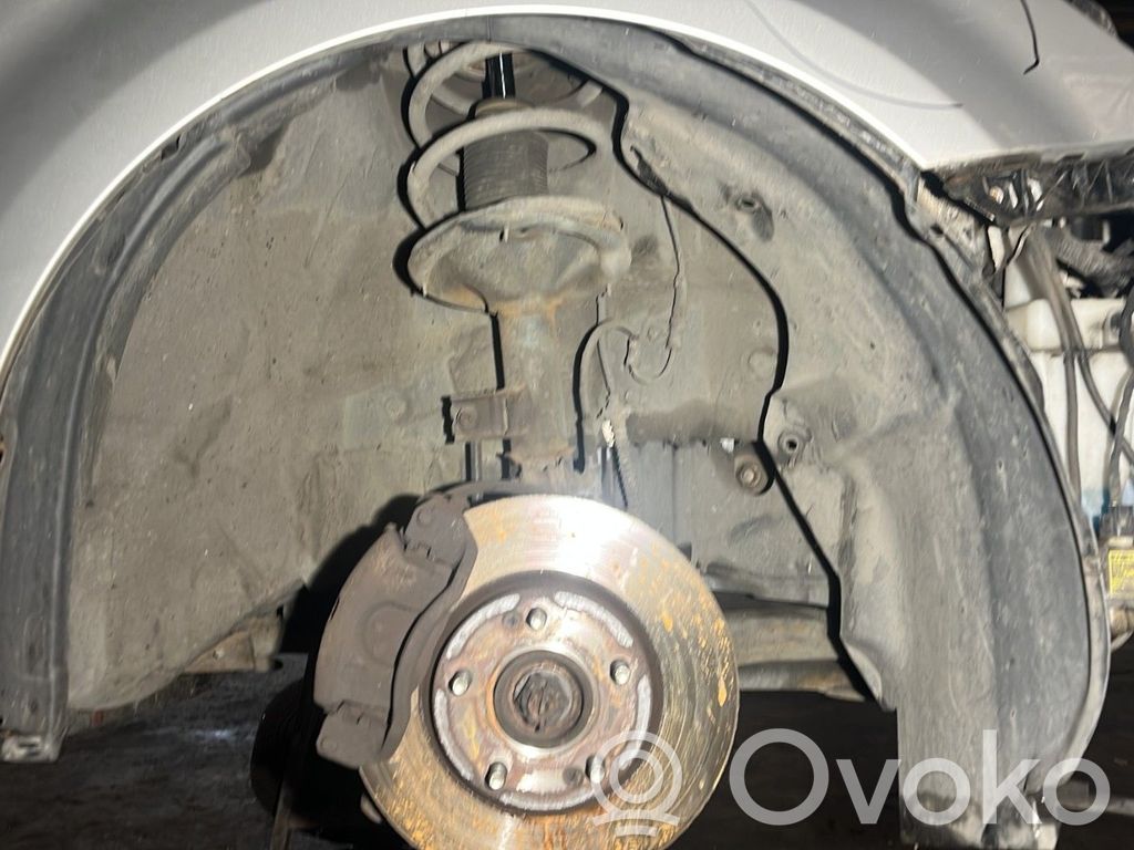 KIA Ceed Apakšspārns 