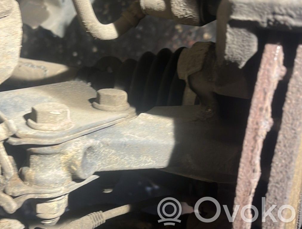 Renault Captur Priekšējā riteņa rumbas vārpstas šarnīrs (stupica, capfa) 
