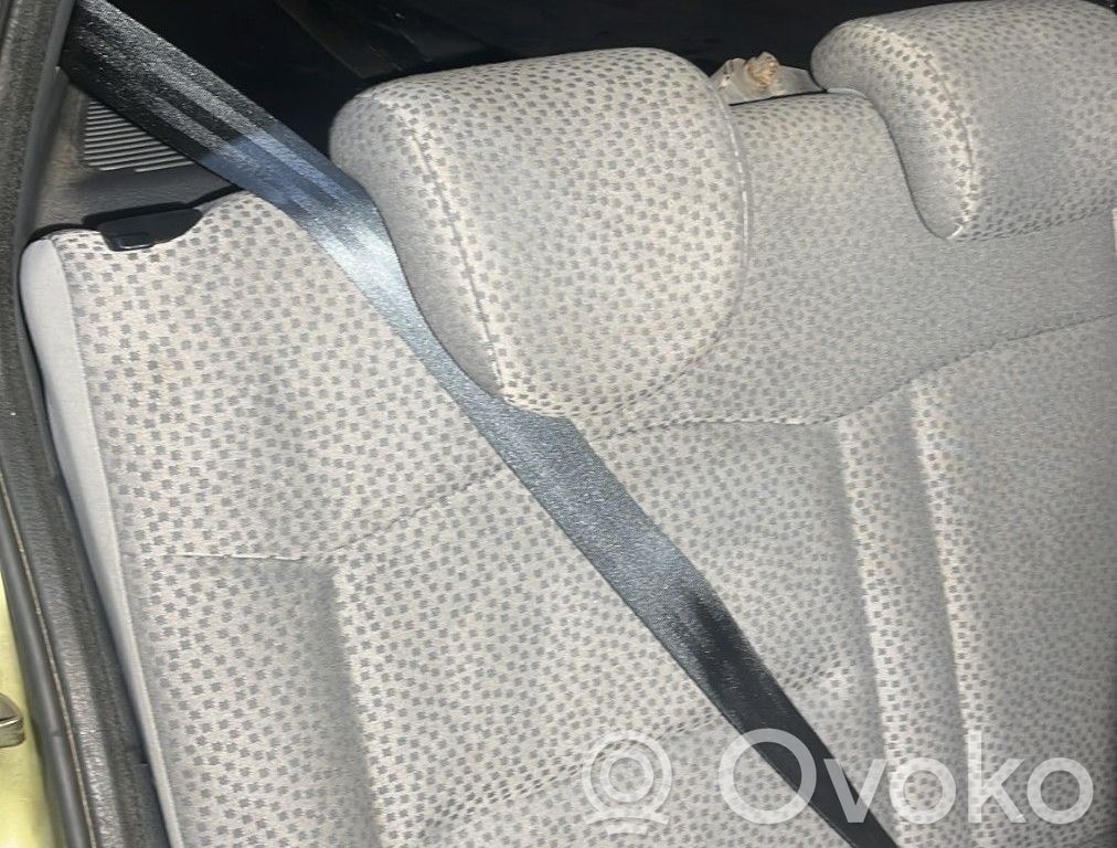 Renault Clio II Cinturón trasero 