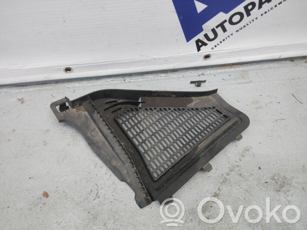 BMW X3 F25 Wiper trim 