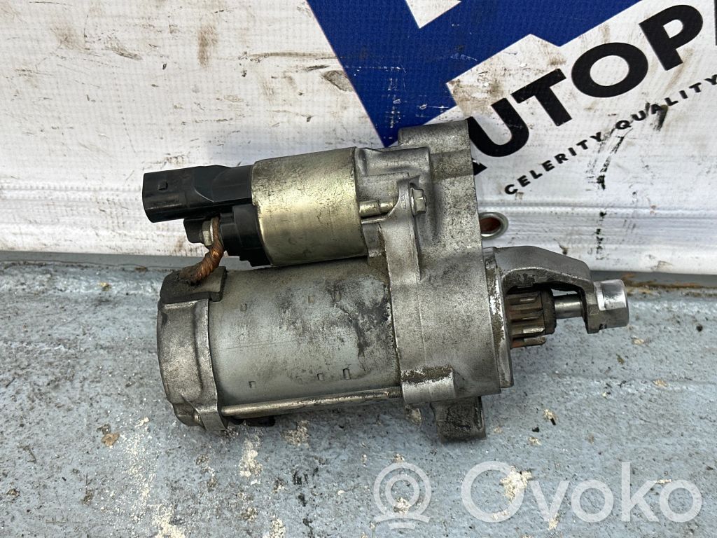Audi A4 S4 B8 8K Starteris 